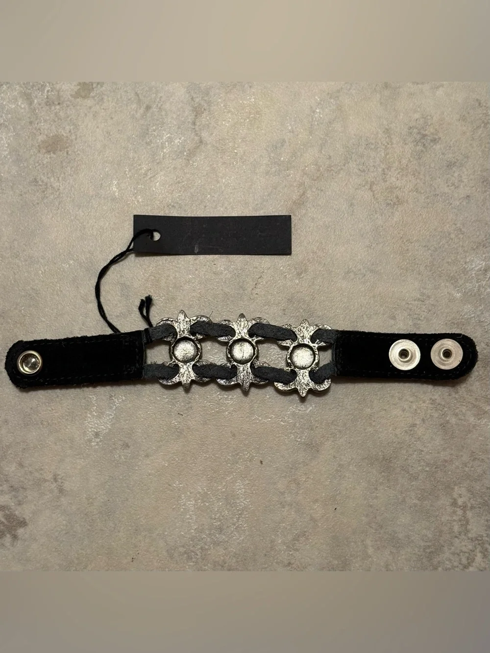 NWT Leather Rock Rhinestone Snap Bracelet